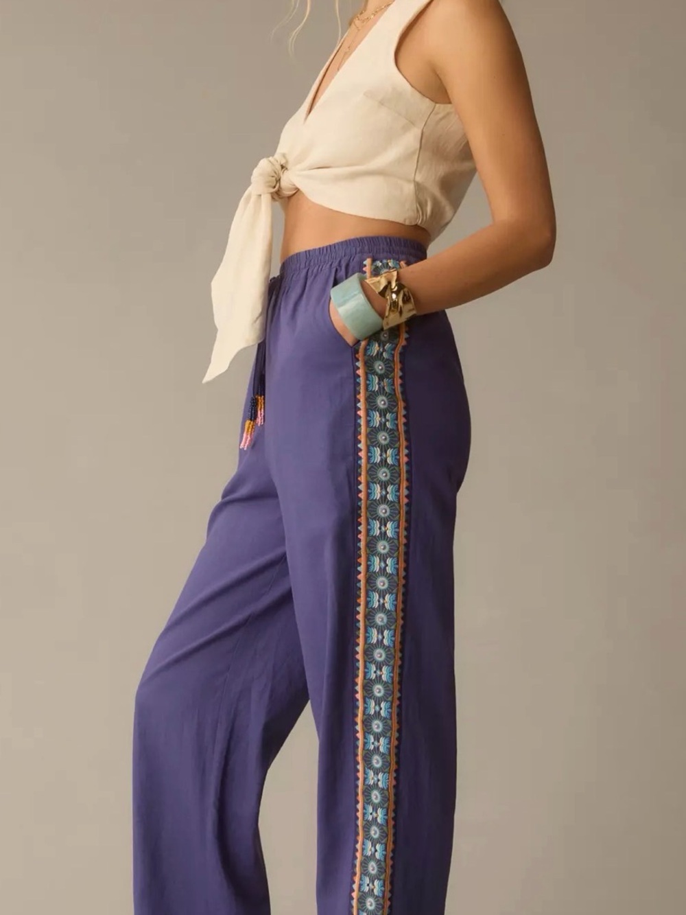 ⭐️ Farm Rio Embroidered Pants⭐️ - Picture 2 of 7